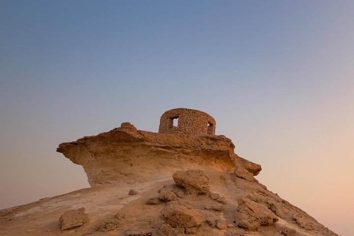 Qatar West Coast tour to Richard Serra Sculpture and Mushroom Rock Formation photo 17
