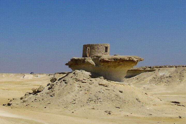 Qatar West Coast tour to Richard Serra Sculpture and Mushroom Rock Formation photo 11